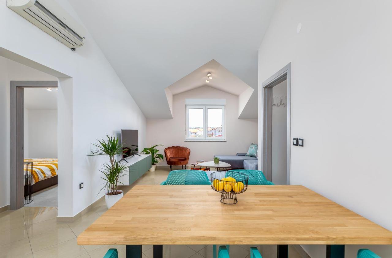 Apartment Vito With Sea View Fazana Luaran gambar