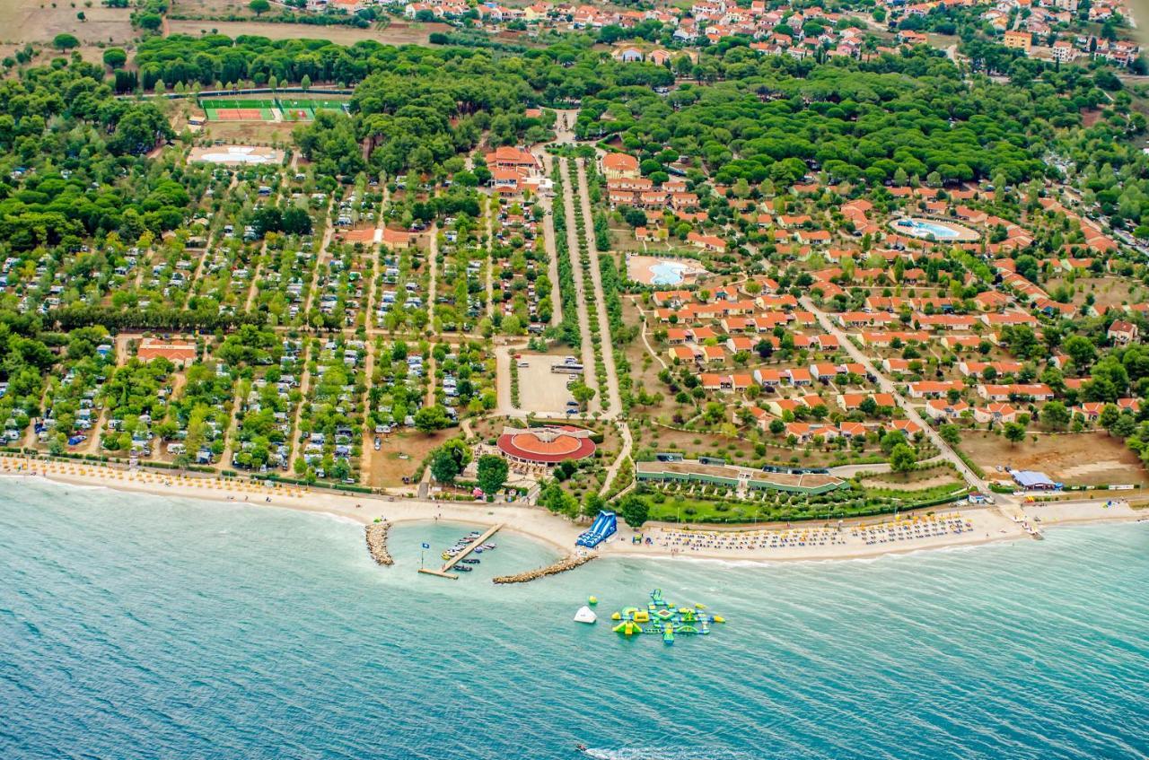 Apartment Vito With Sea View Fazana Luaran gambar
